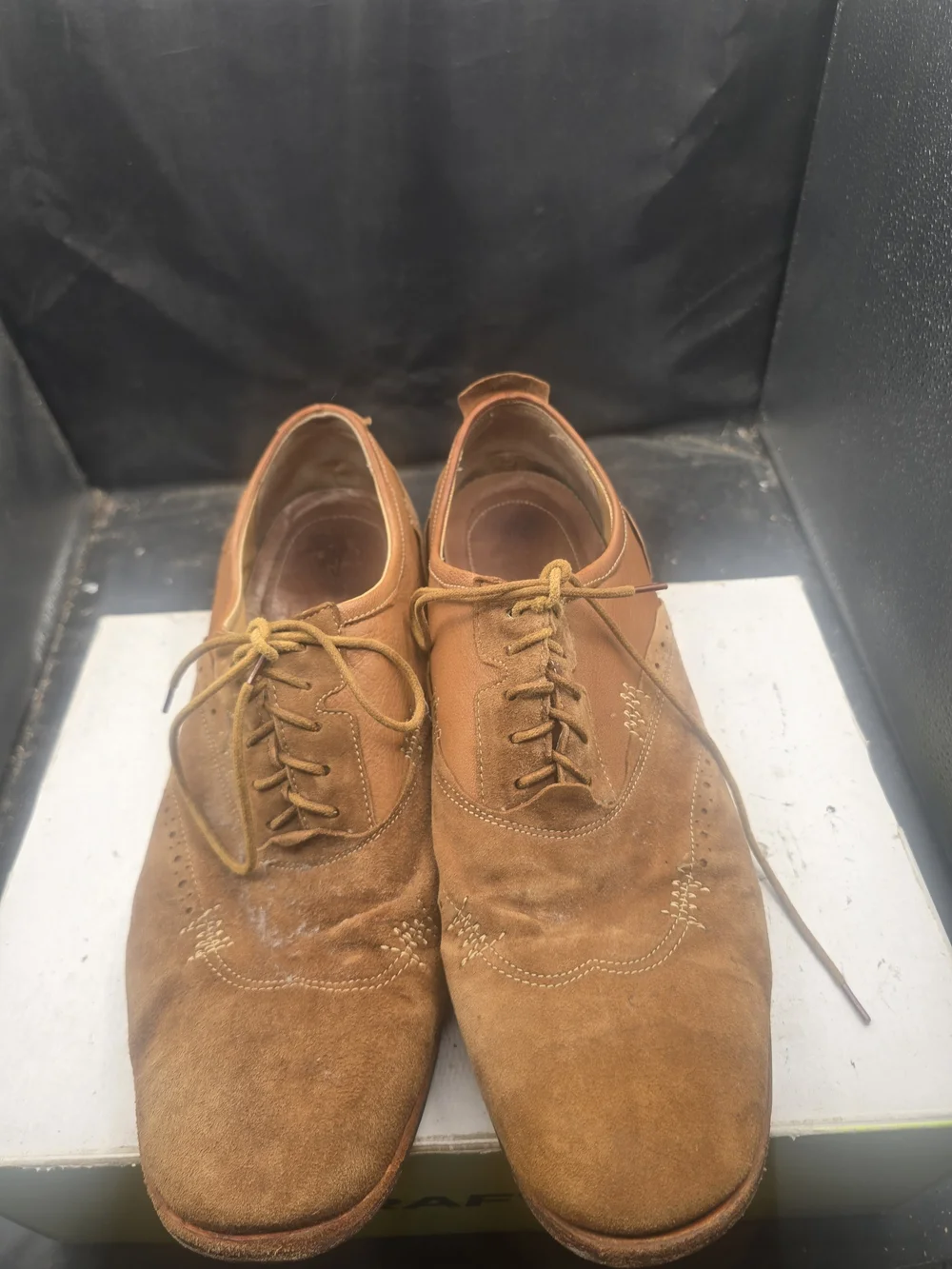 Rockport Men's Tan Suede Wingtip Oxfords